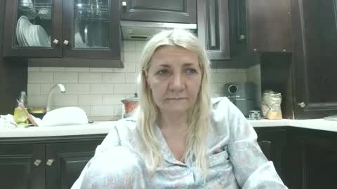 Heyheygrey online show from May 2, 10:46 pm