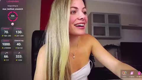 Lina online show from October 6, 7:03 am