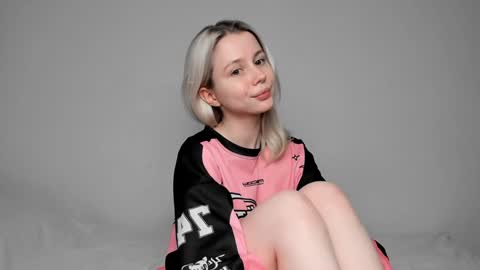 Popsy Risha online show from February 3, 10:23 pm