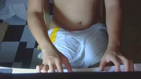 hikey496667 online show from May 9, 5:31 am