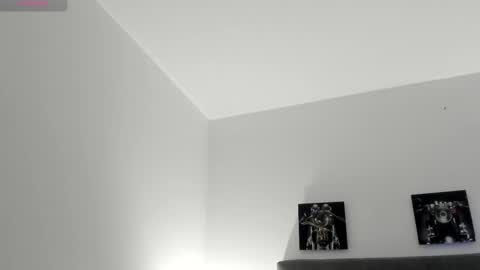 hilary_tailor online show from February 27, 10:59 am