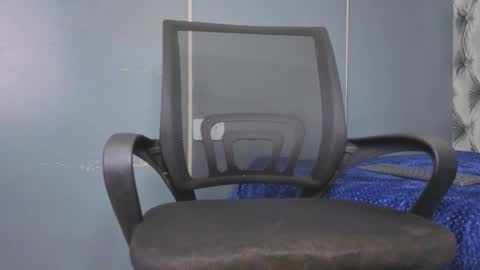  Hillary  online show from January 5, 9:07 pm