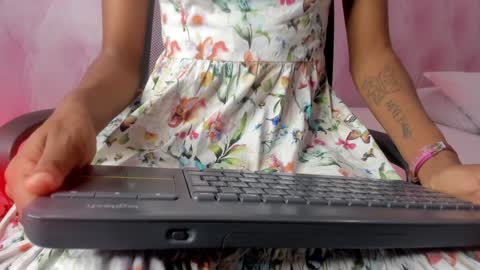  Hillary  online show from January 31, 4:03 am