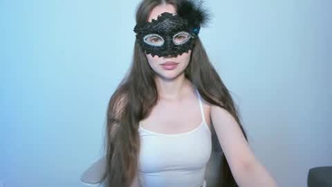 hioca online show from March 10, 7:34 am