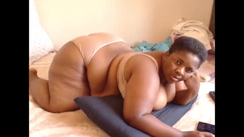 hips2sexy online show from January 22, 12:06 pm