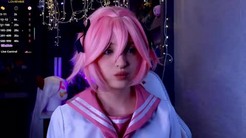 Ella online show from May 13, 7:08 pm