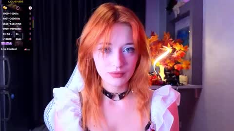 Ella online show from December 1, 8:11 pm