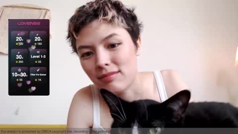  Vivi  online show from March 11, 4:31 pm