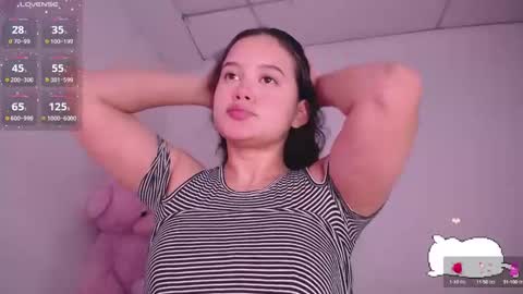 holly_16 online show from February 10, 6:24 pm