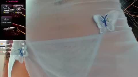 Holly 22 online show from July 28, 12:48 pm