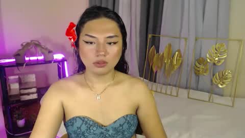 holly_maria69 online show from February 1, 8:02 am
