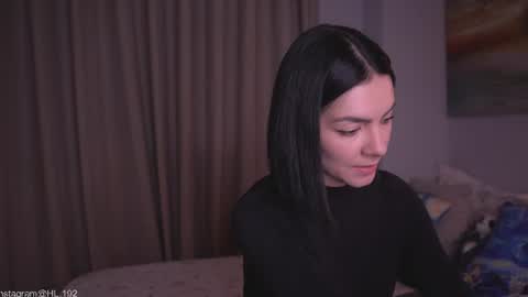 Holly Linder online show from August 2, 3:53 am