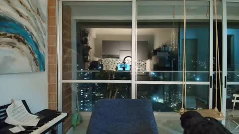 hollyshit_ online show from November 4, 12:48 am