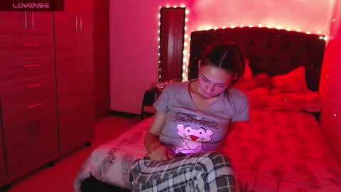 Juli online show from October 5, 4:50 am