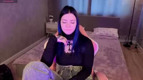 Honey online show from June 18, 1:40 am