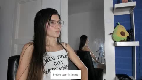 darcy and ostbot online show from September 21, 4:22 am