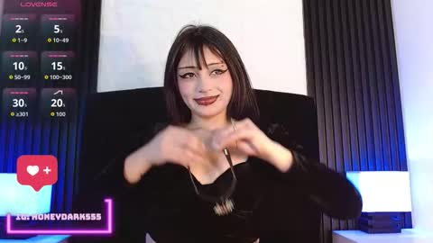 Snapshot of honey_dark chatting on October 3, 3:11 am Honney online show from October 3, 3:11 am