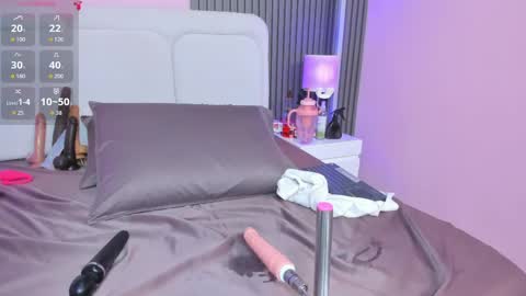 honey_sofii_ online show from April 29, 5:30 pm