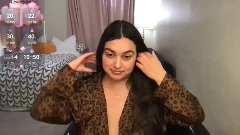 Tia online show from October 20, 4:15 am