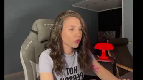 honeyed_hazze online show from June 8, 5:35 pm