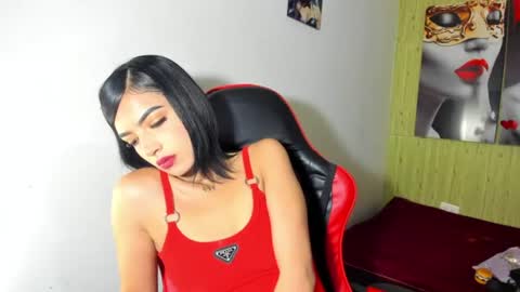 HONEY LUXE online show from July 21, 9:26 pm