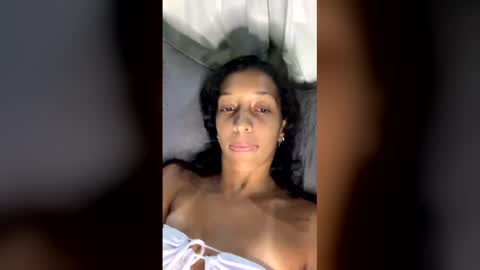 honeyxgirl online show from January 7, 12:25 am