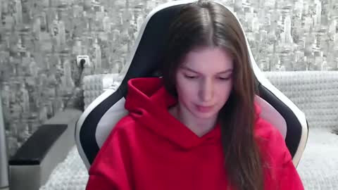 Snapshot of honeyynancyy chatting on December 19, 2:13 pm Nancy online show from December 19, 2:13 pm