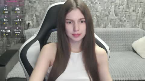 Snapshot of honeyynancyy chatting on September 22, 12:03 pm Nancy online show from September 22, 12:03 pm