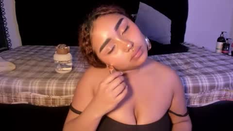 HoneyBrown online show from January 17, 7:27 am