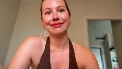 Audrey online show from August 3, 2:15 am