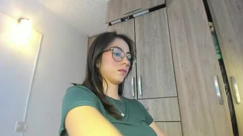 horny_adiction online show from August 2, 10:24 pm