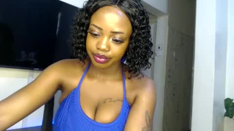 Snapshot of horny_princcess chatting on December 12, 11:29 am horny_princcess online show from December 12, 11:29 am
