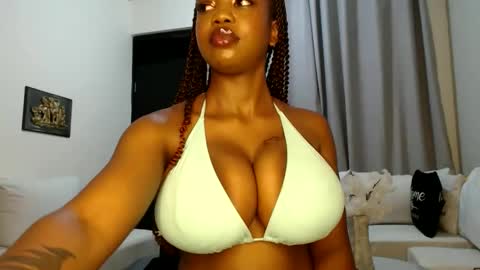 horny_princcess online show from November 27, 6:16 am