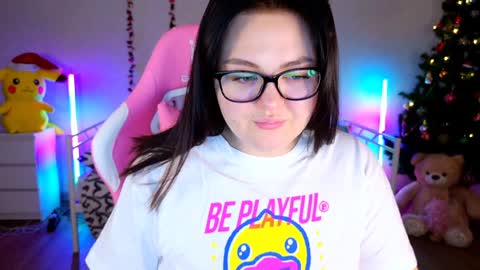 HornyCakee online show from January 2, 3:37 am