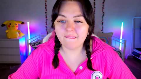 HornyCakee online show from February 19, 2:23 am