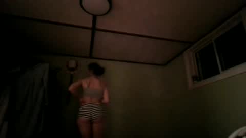 hornyhippie99 online show from June 12, 4:09 am
