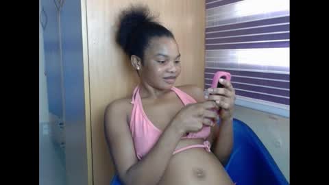 hornyxbum online show from December 10, 8:51 am