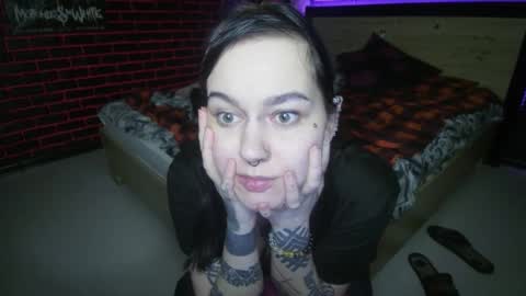 Messalina Horror online show from February 14, 6:43 pm