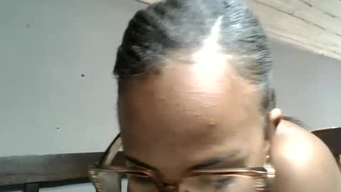 Hortansiaa online show from June 20, 10:46 pm
