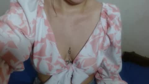 hot_and_complacent_latin online show from January 17, 8:27 pm