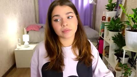 Snapshot of hot_chill__ chatting on September 30, 4:01 pm LiluCaroline online show from September 30, 4:01 pm