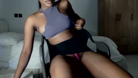 sonia  mis choco online show from December 17, 4:49 am