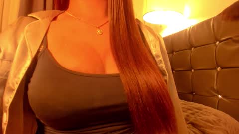 kelly lee online show from March 4, 10:22 am