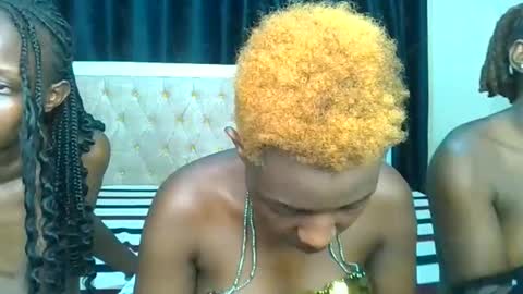 Snapshot of hot_n_savage chatting on October 13, 11:24 am Savage online show from October 13, 11:24 am