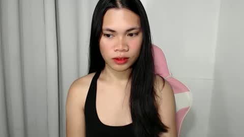 hot_pauline online show from April 22, 8:33 am