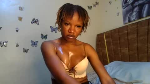 hot petite100 online show from June 25, 5:56 am