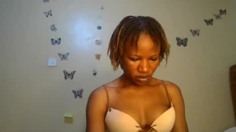 hot petite100 online show from July 2, 7:14 am
