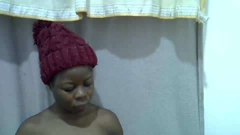esiiii online show from July 22, 12:39 pm
