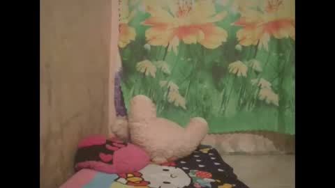 hot_warrios247 online show from September 24, 9:19 am