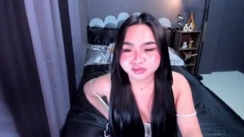hotasian_lili online show from July 14, 9:52 pm